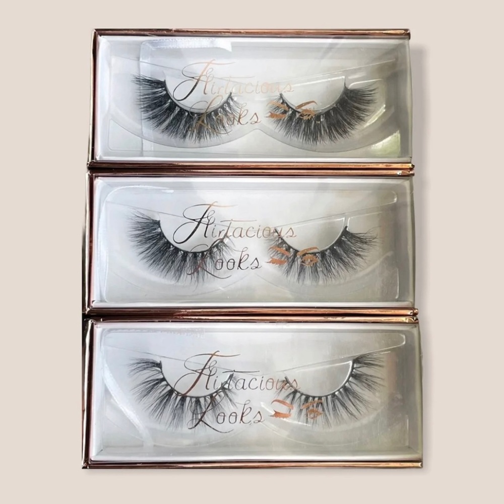 🎉 HOST PICK! 🎉 🆕 Lot of 3- Flirtacious Looks and Lashes- Reusable!
